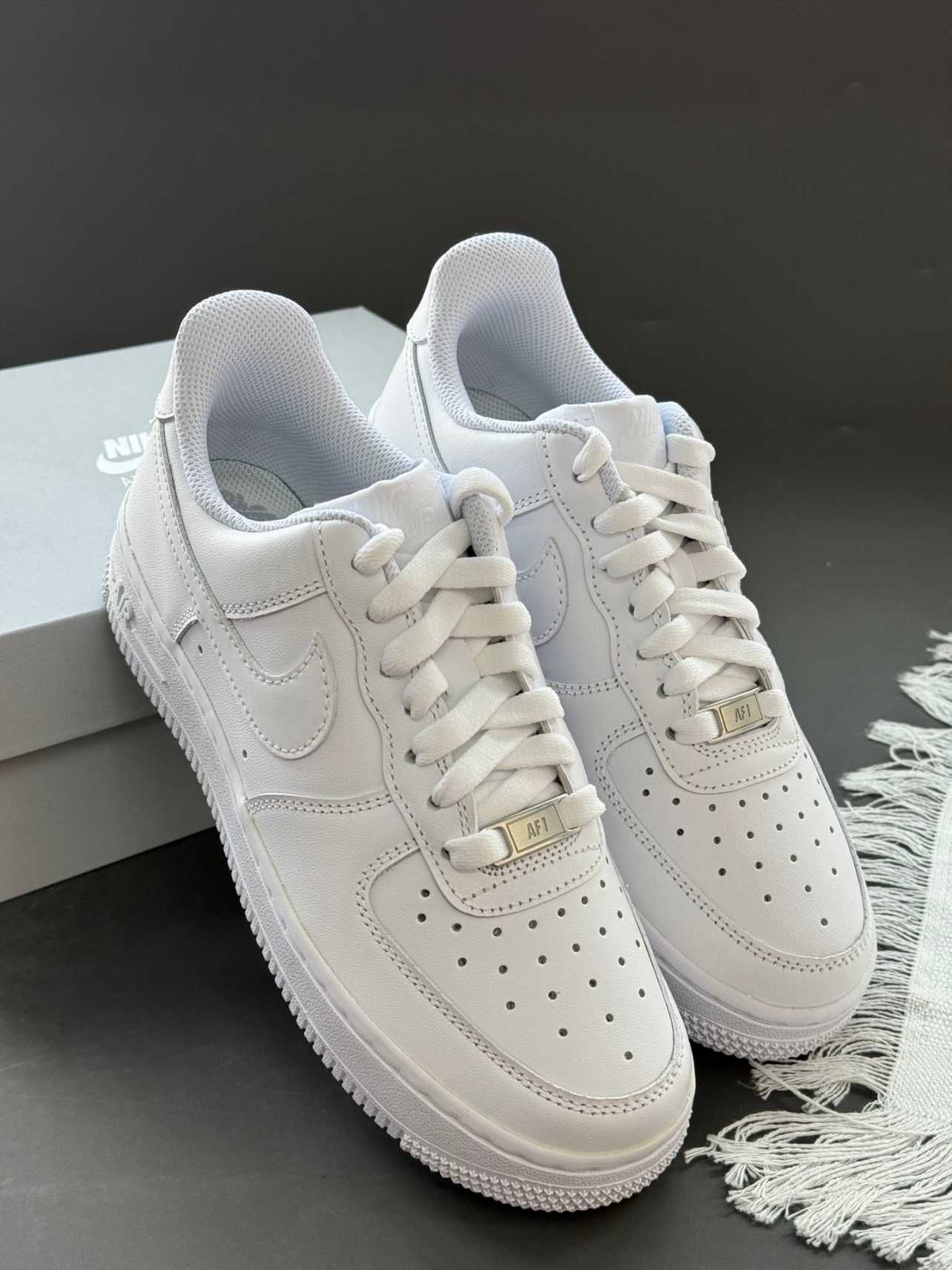 Nike Air Force 1 Low '07 White 38