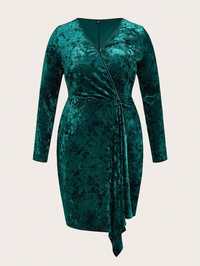 Sukienka Welurowa Ołówkowa Mini Dekolt V Zielona Casual Shein 3Xl