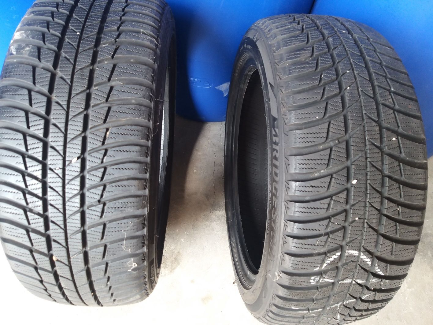 Opony NOKIAN 225X45X17R i 2 opony Bridgestone