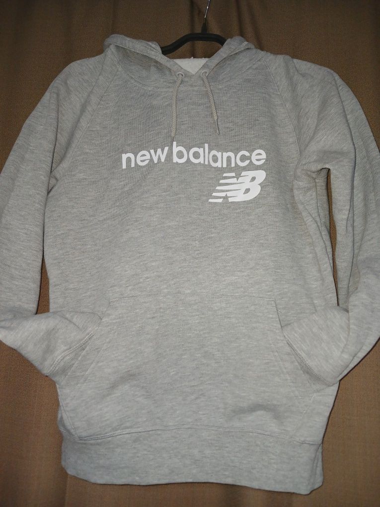 Жіночий спортивний костюм New Balance