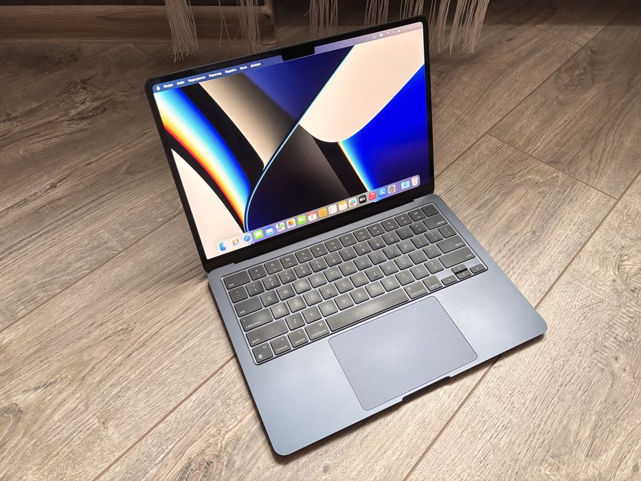 MacBook Air 13'' 2022 A2681 (M2/8/256)