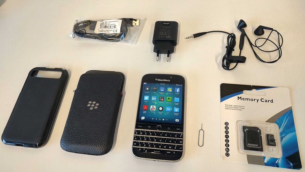 Czarny | BlackBerry Classic Q20 | 4G LTE | Bez BBID Oryginalny Komplet