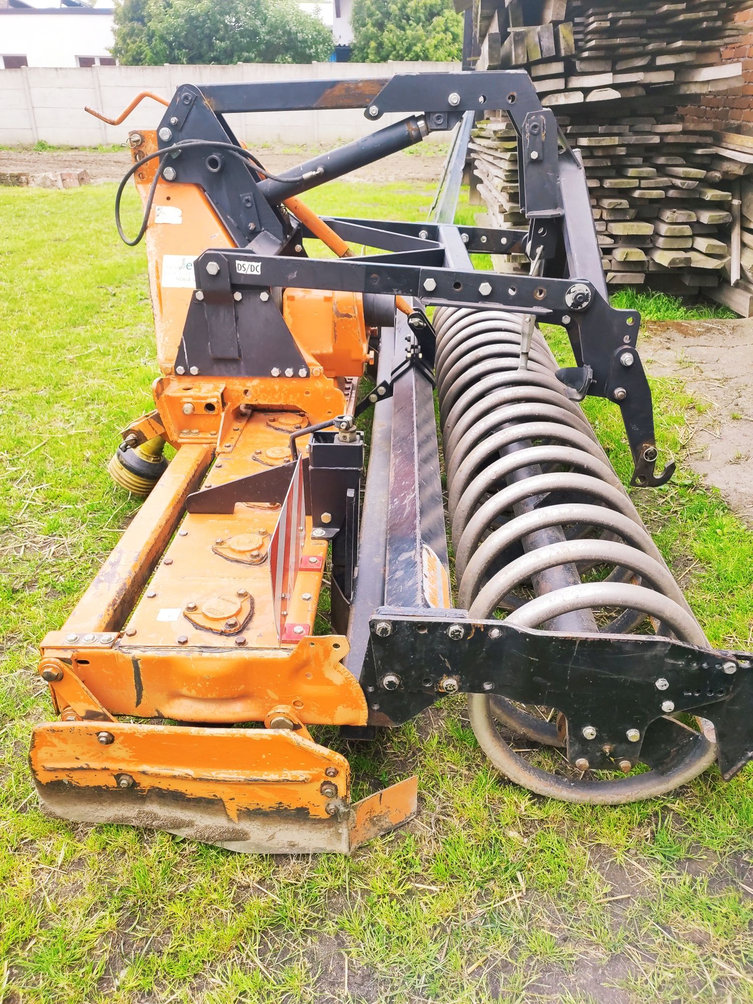 Agregat uprawowy, brona aktywna MASCHIO 3m Hydropak