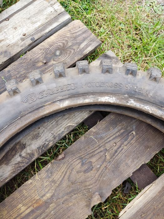 Колеса з резиною Барум Ява-Чезет 16-18