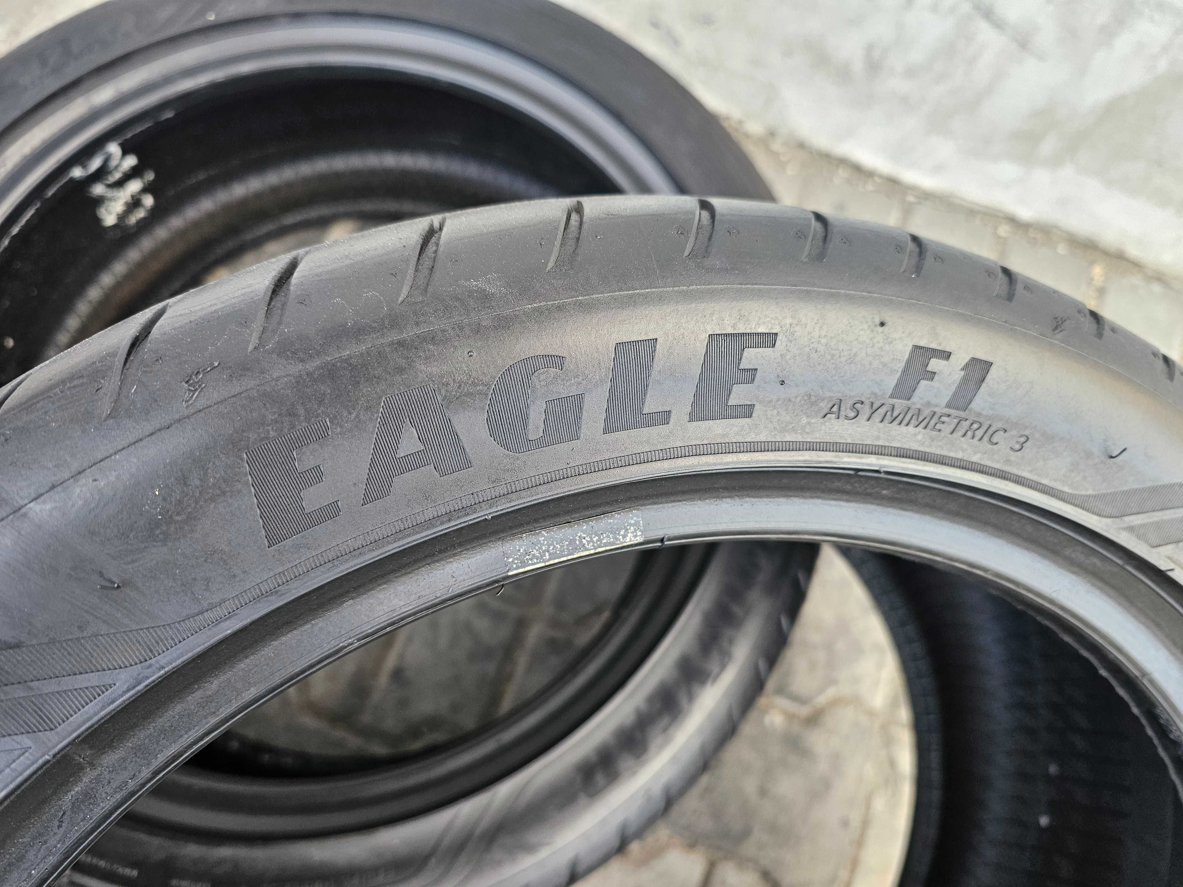 Lato Goodyear 245/40 R18