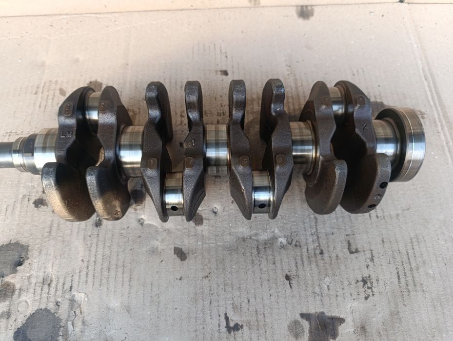 Колінвал коленвал 1.4 1.5 1.6 1.8 1.9 2.0 Honda accord Civic Jazz HR-v