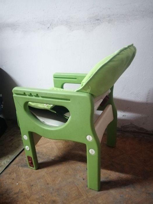 Fotelik do karmienia Arti