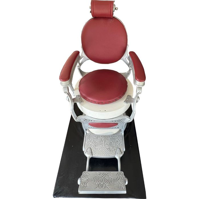 Cadeira de Barbeiro Vermelha Usada