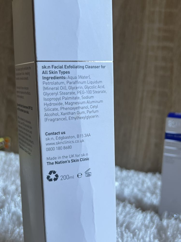Zestaw kosmetykow do pielegnacji skin