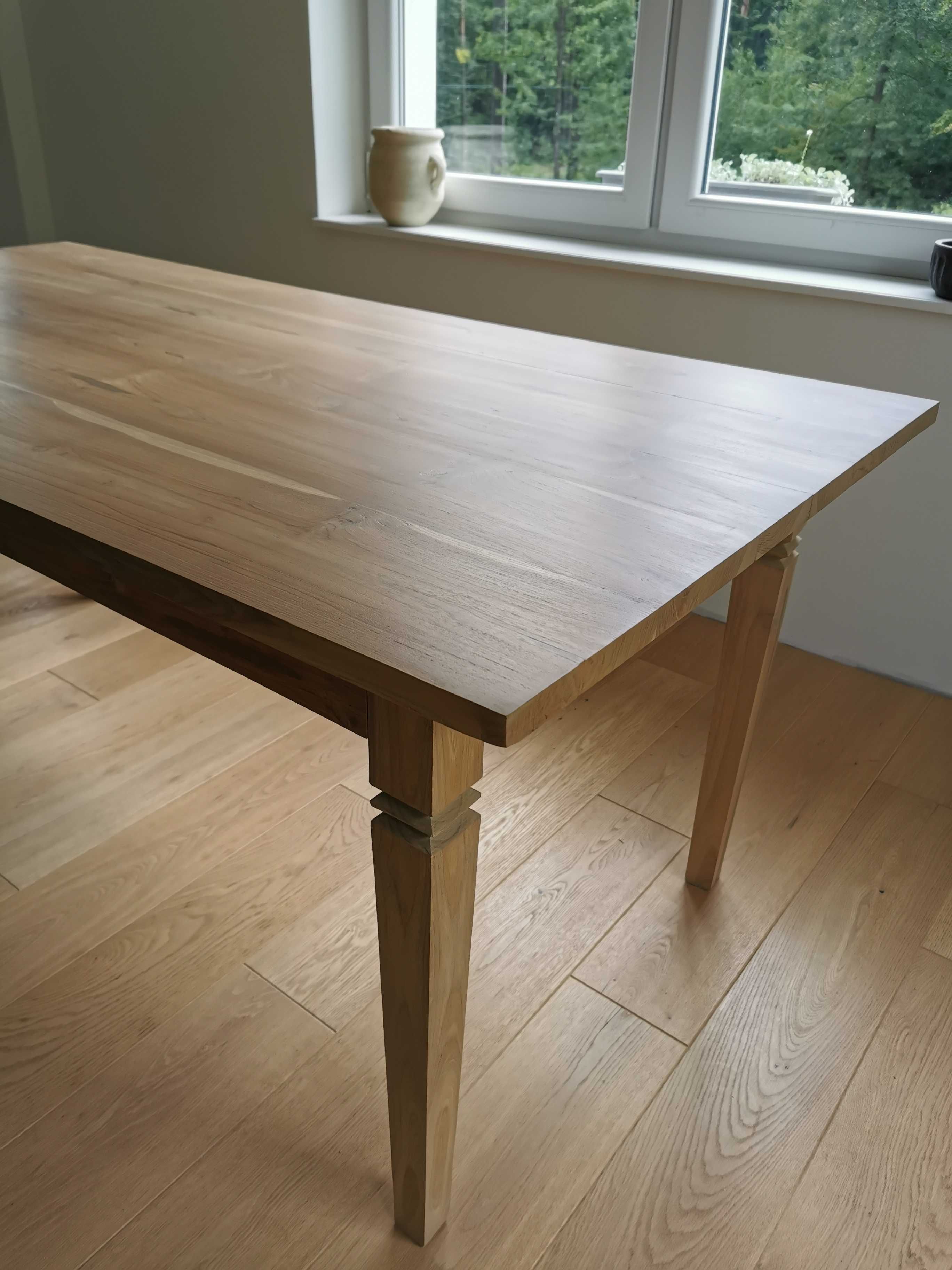 Stół  drewniany teak