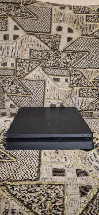 Ps4 slim + 2 гри