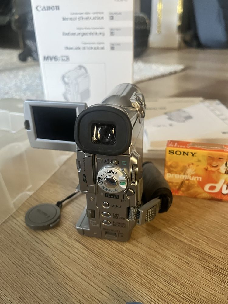 Câmara de Vídeo Canon MV6i MC – NOVA, Completa e com Caixa Original!