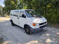 Volkswagen Transporter 8 osobowy gotowy do pracy hak