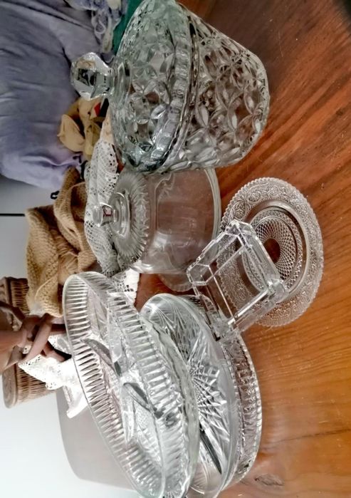 Loiça em vidro,pratos aperitivos, frascos ,pirex de ir ao forno