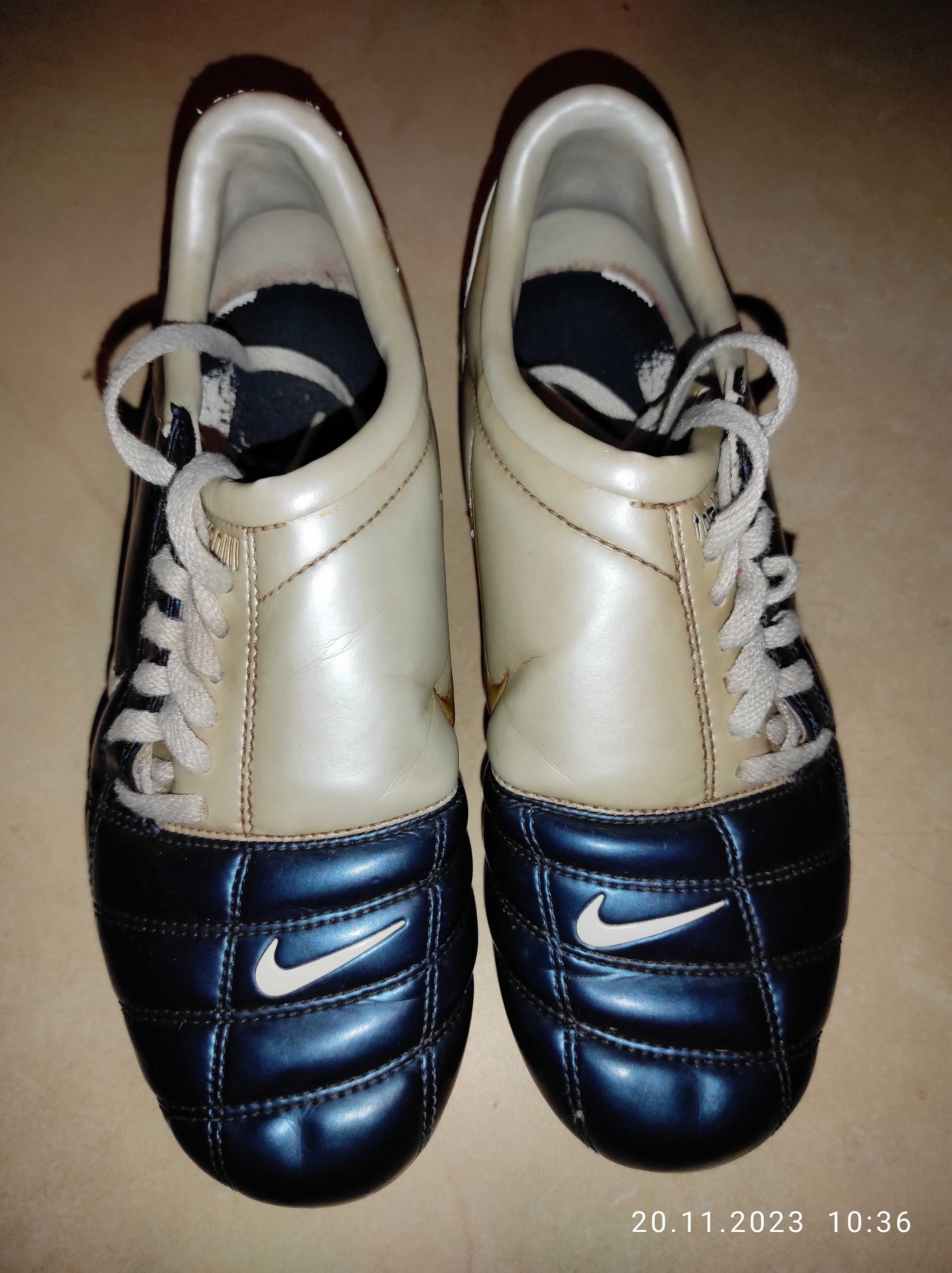Buty piłkarskie Nike Total 90lll