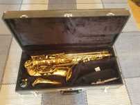 Alto Saxofone - Boston. Excelente Som