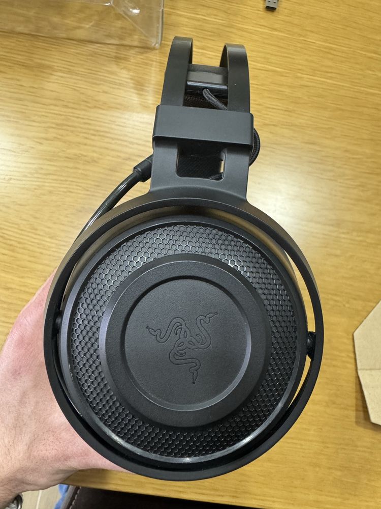 Auscultadores Gaming Wireless RAZER Nari Essential
