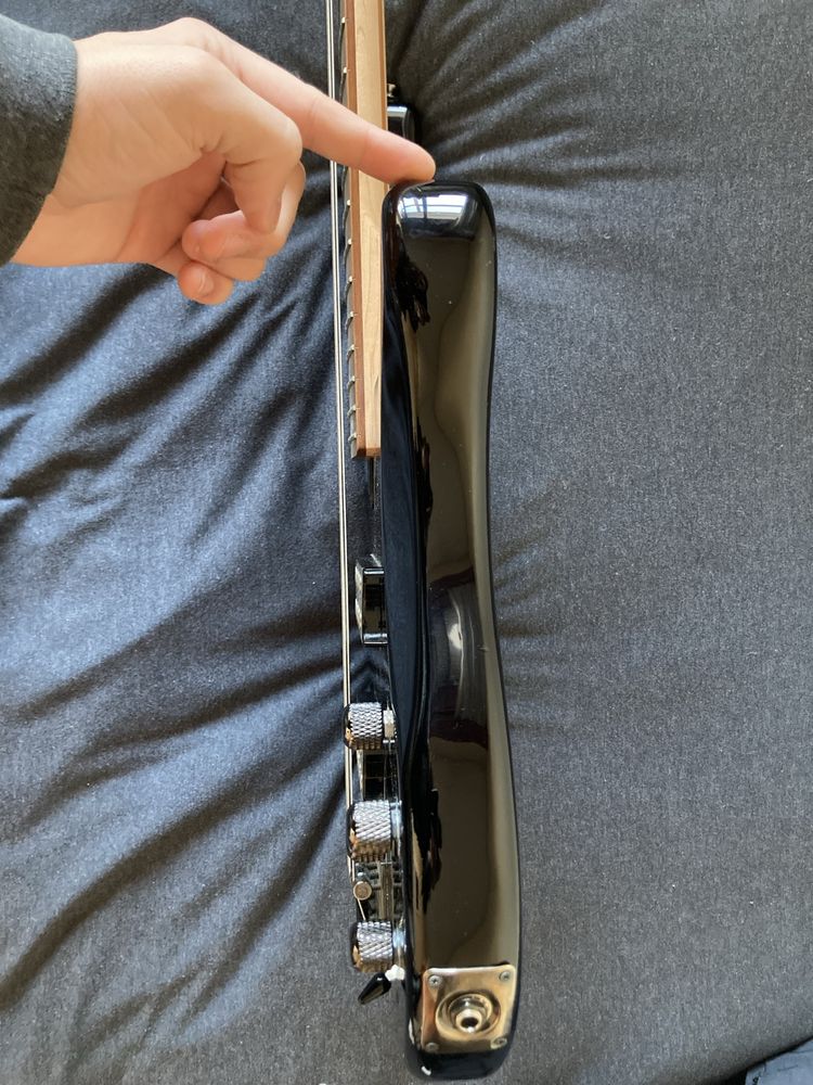 Baixo Elétrico Yamaha TRBX 304 BL