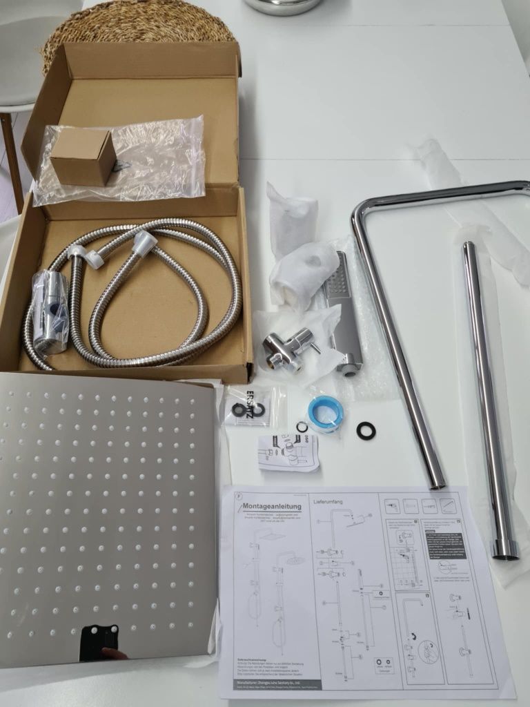 Zestaw prysznicowy z deszczownica 30cm chrom