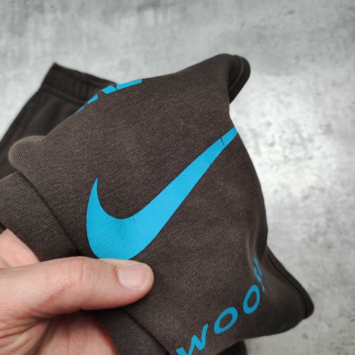 MĘSKIE Spodnie Dresowe Sport Joggery Brąz Duże Logo Nike Air Max Gym