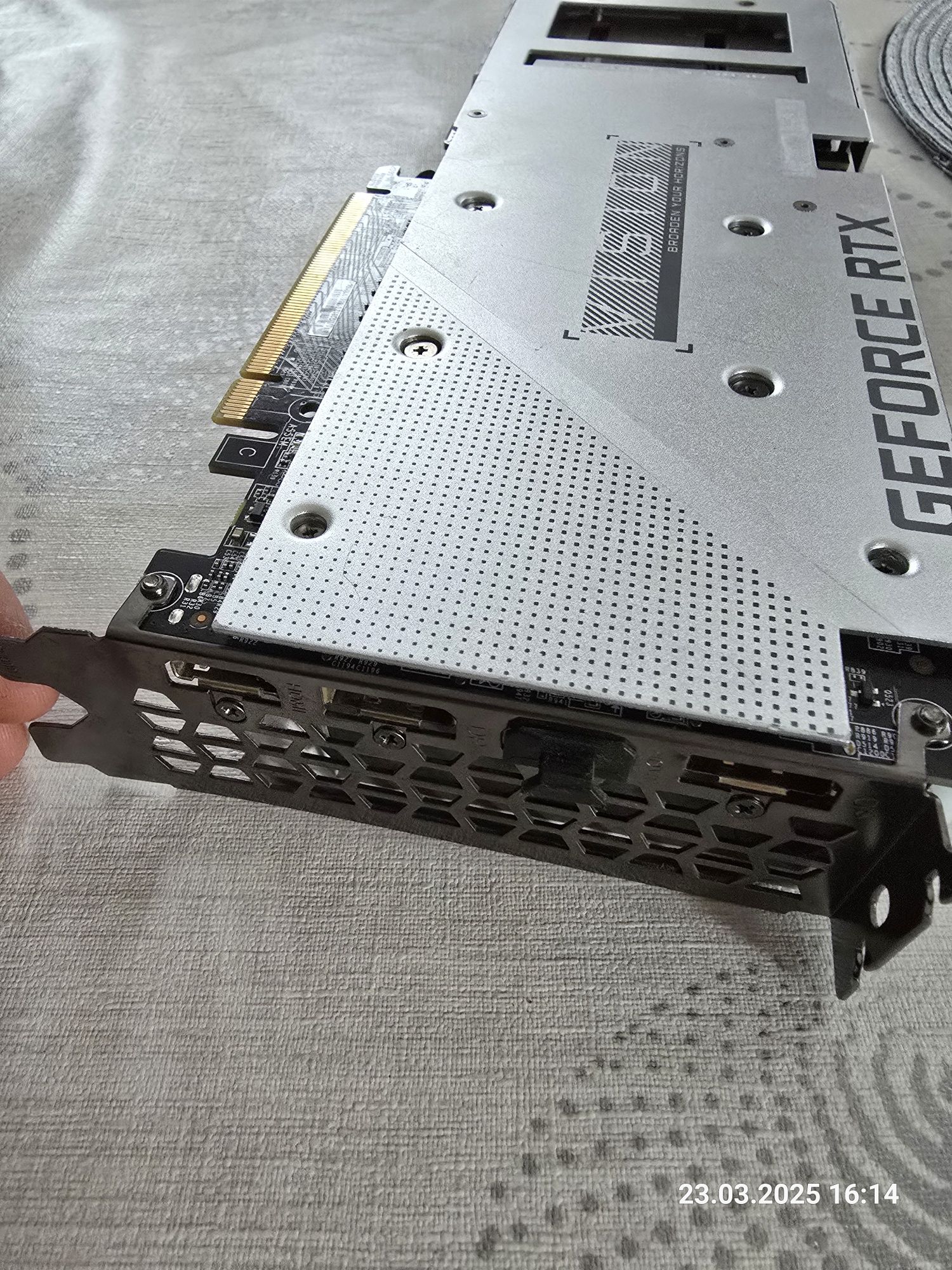 Rtx 3060ti gigabyte 8gb biała