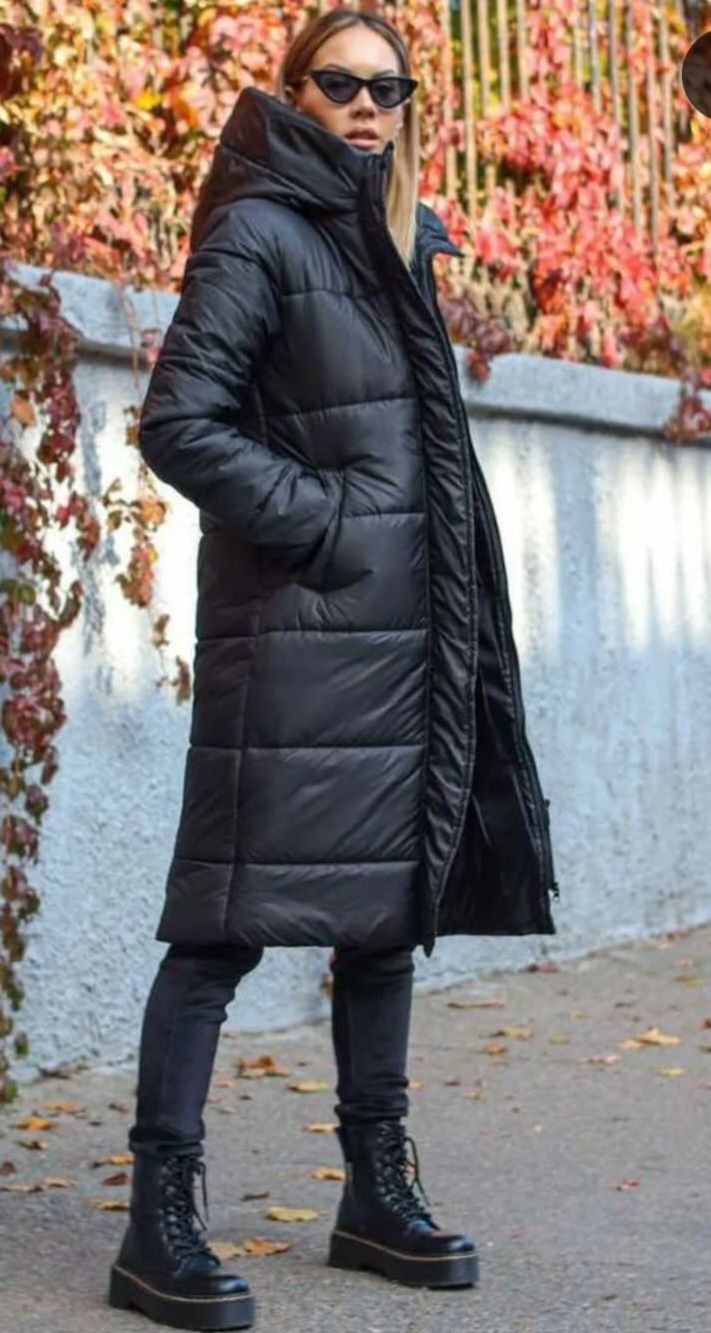 Пальто зимнее с капюшоном