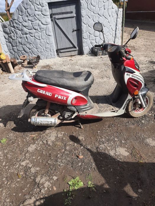 Продам два скутери