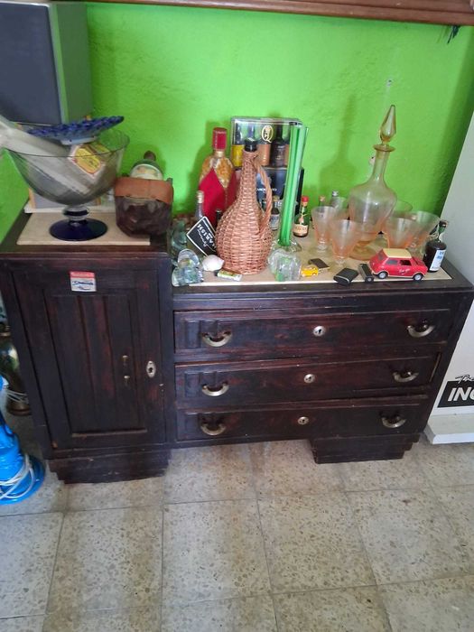 Velharias para venda