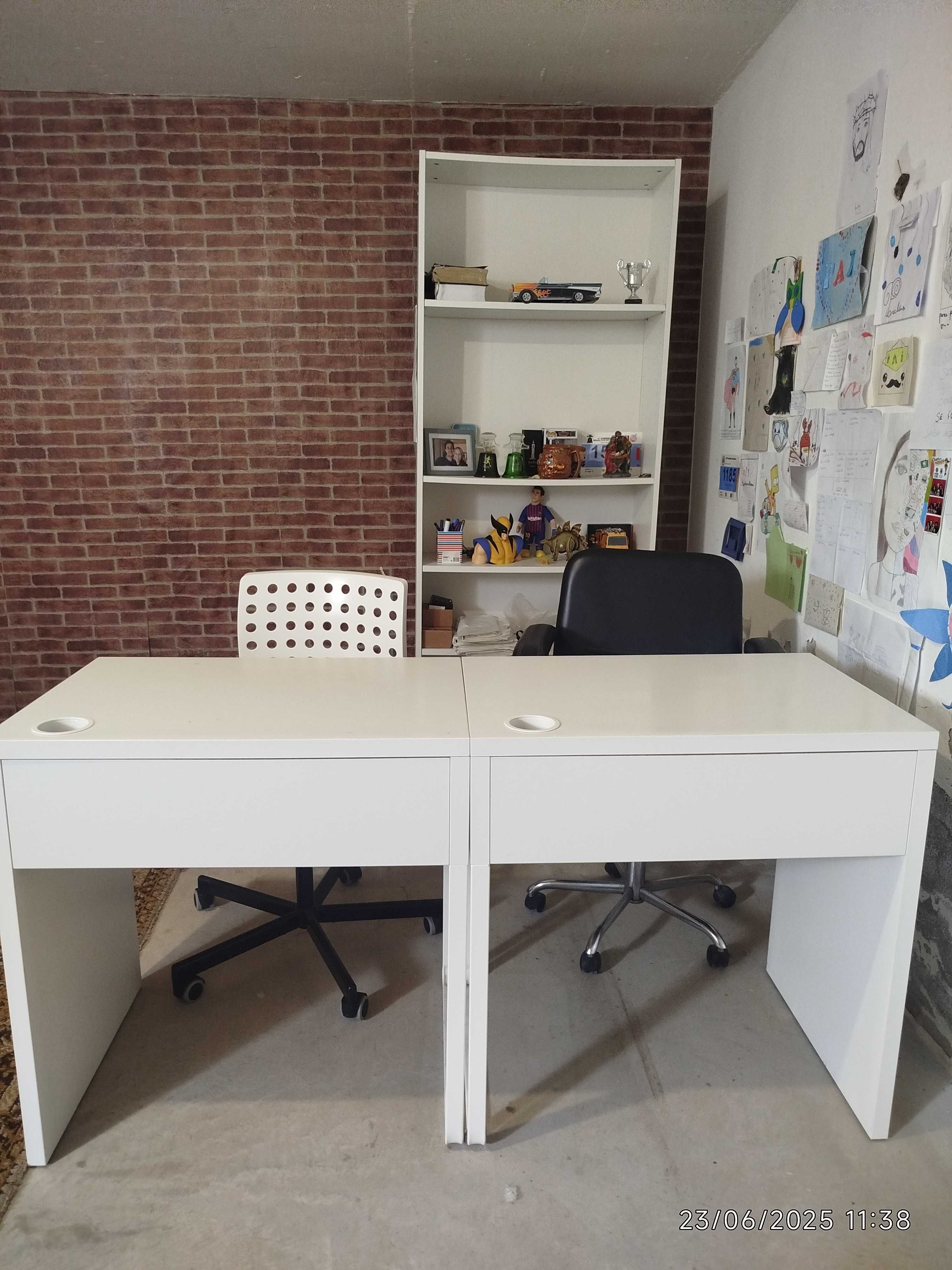 Móvel para sala, sofá e/mesa escritório e cadeiras/ Over Board/Patins