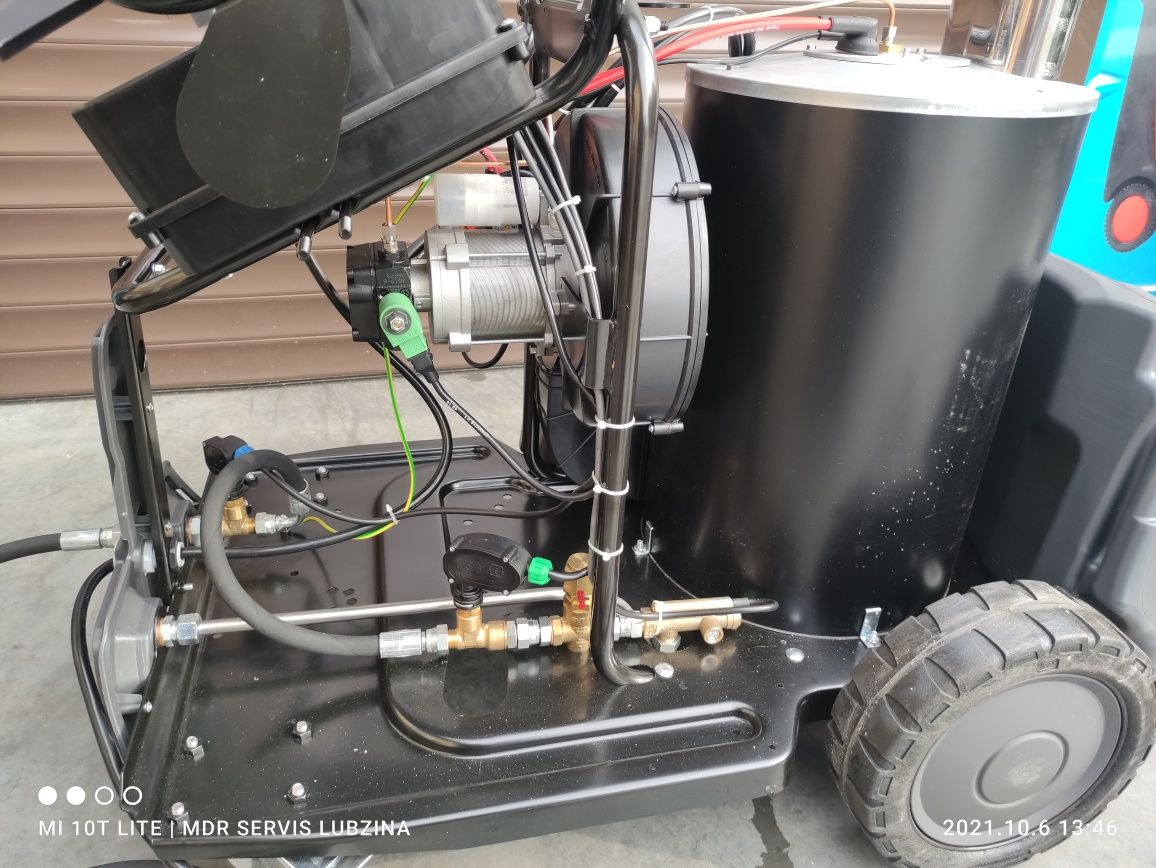 Hot Box COMET 200bar