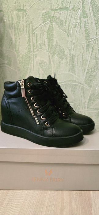 Черевички жіночі, розмір 35