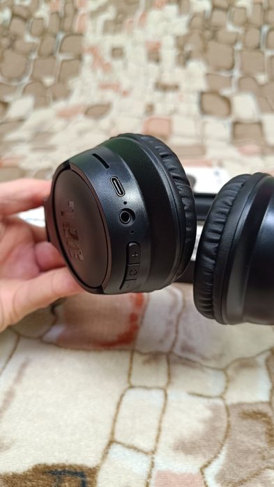 Бездротові Навушники JBL Tune 710BT наушники bluetooth