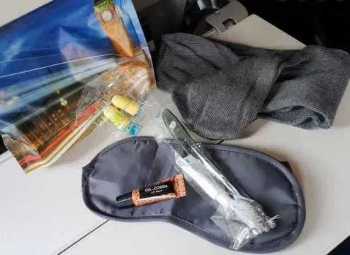Kosmetyczka samolotowa podróżna Zestaw podróżny Kosmetyczki samolotowe