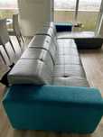 Sofa em pele 4 lugares