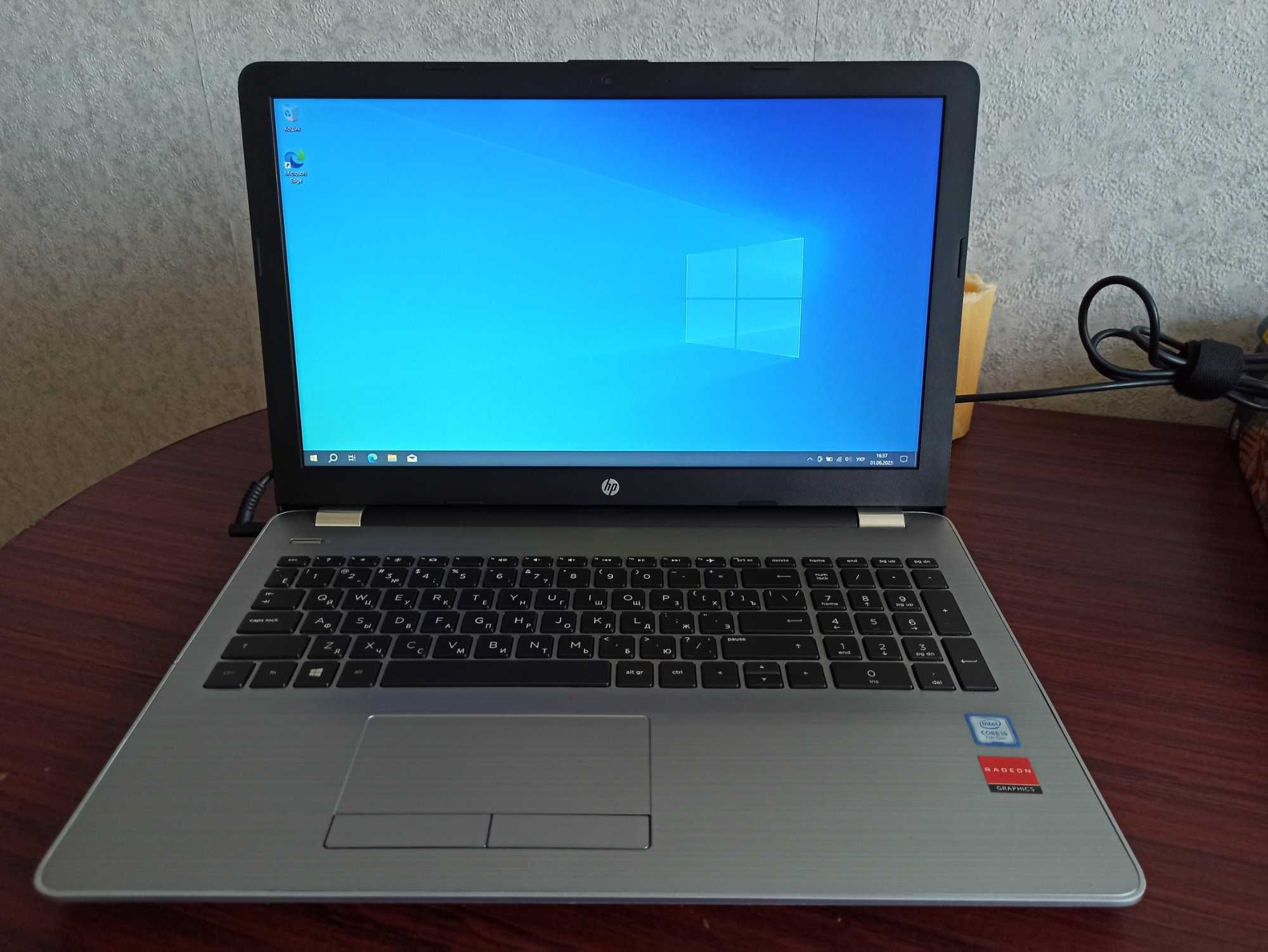 Ноутбук HP 250 G6