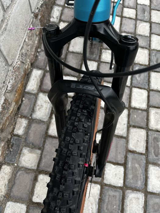 Велосипед SUPERIOR XP 909 (НА ОСЯХ)