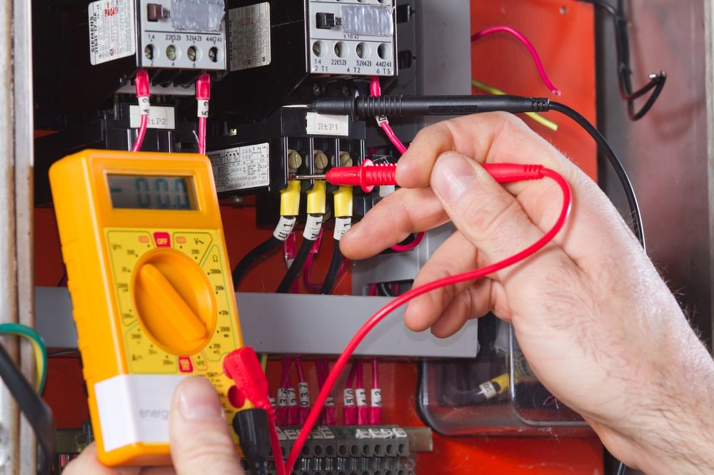 Elektryk , elektryka , awarie elektryczne, instalacje fotowoltaika