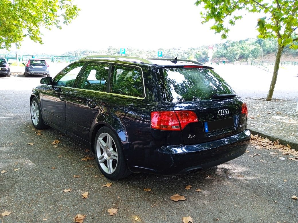 Audi A4 2.0 S-line