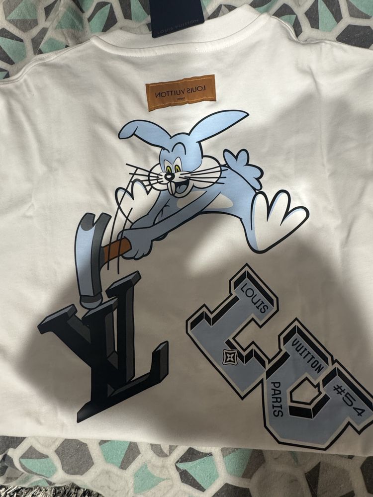 Tshirt lv bugs bunny