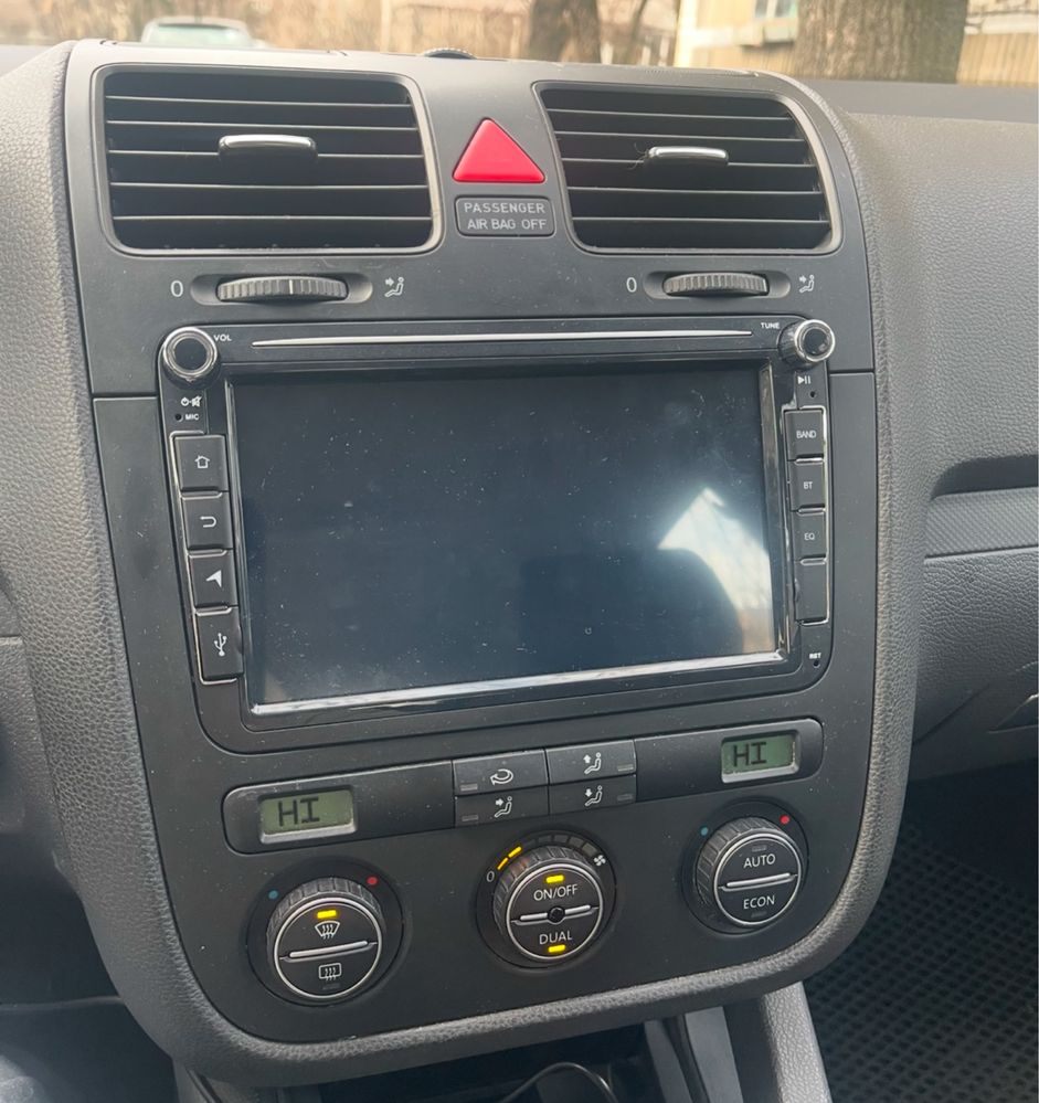 Штатна магнітола Torssen VW NF8232 Carplay