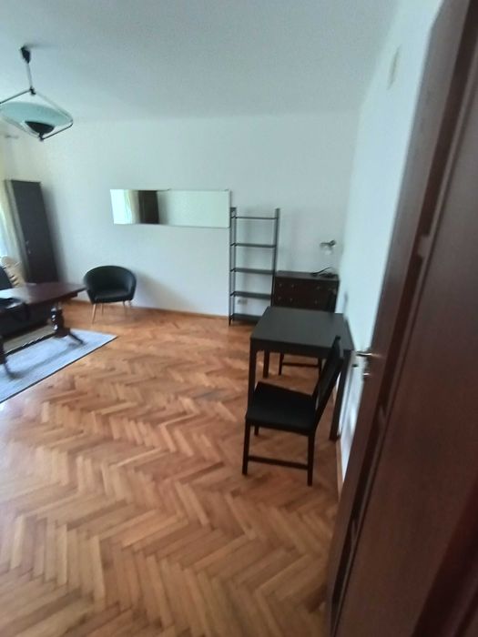 Pokój z kuchnią na Muranowie blisko centrum