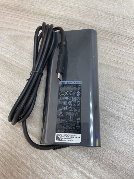 Оригінальні потужні блоки живлення під ігрові ноутбуки.