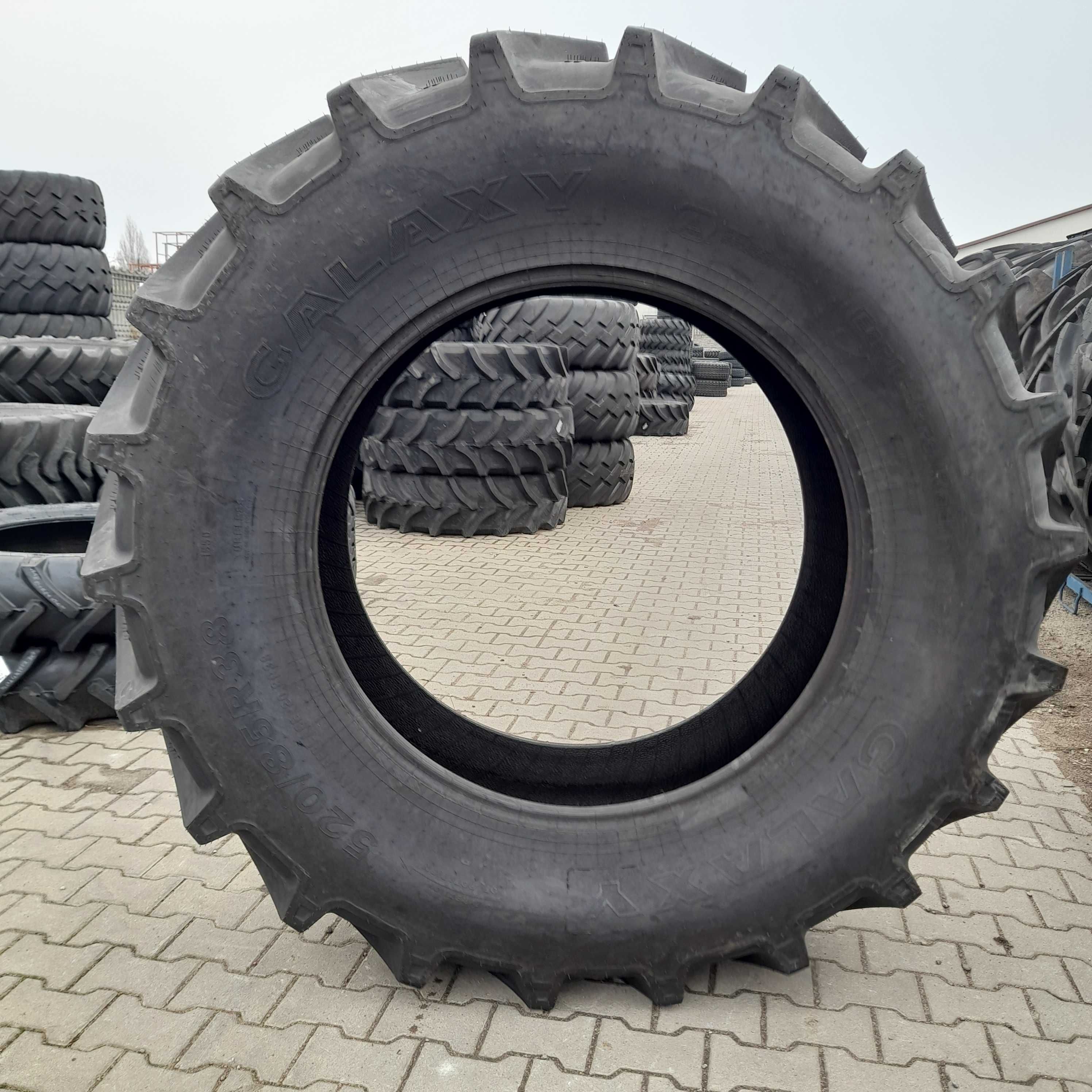 Opona 520/85R38 (20.8 R 38) 155D Earth-Pro 853 Galaxy