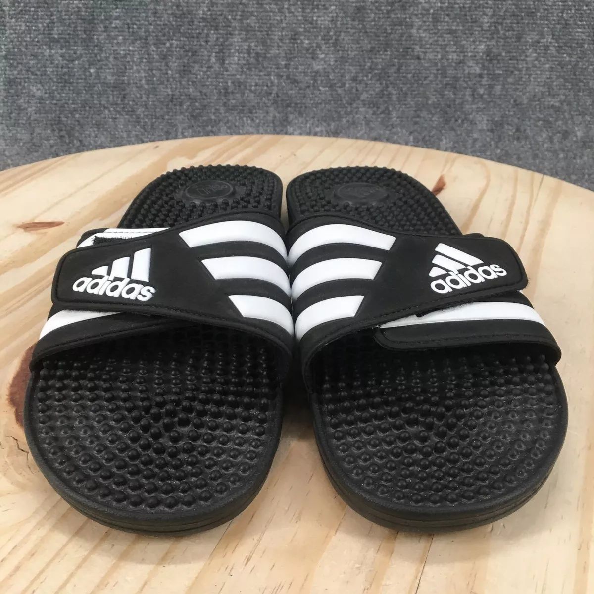 47 р.  Чоловічі шльопки тапки Adidas Adisagge 31 см слайди