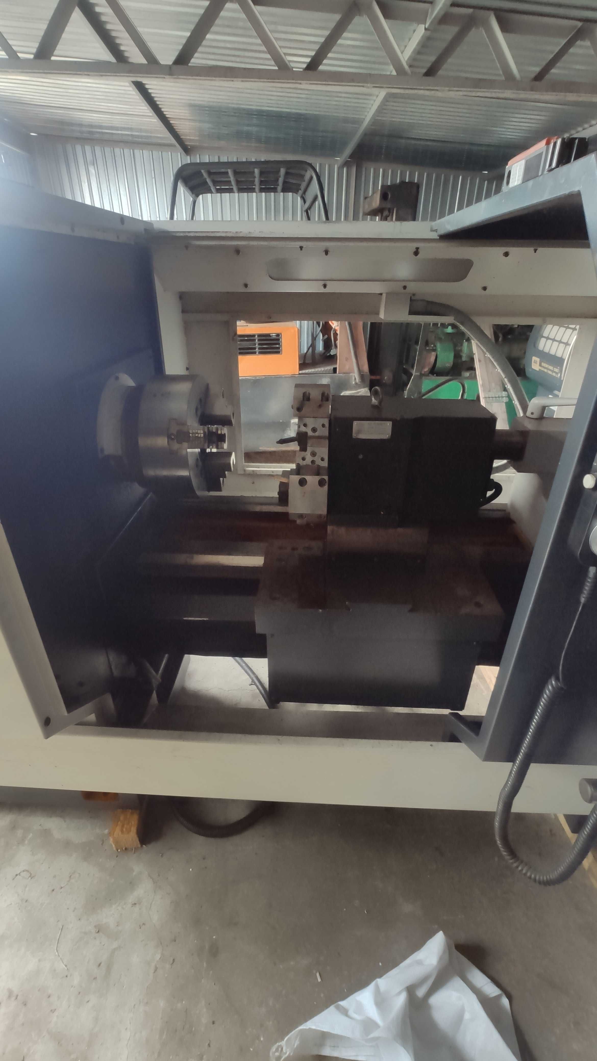 Tokarka CNC CK6156/1000 Sinumerik 808D Turning