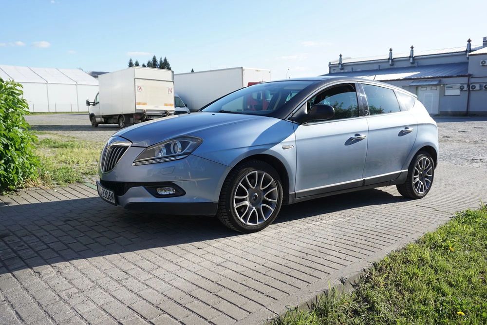 Lancia Delta Lancia Delta III 2,0 JTDm 165KM