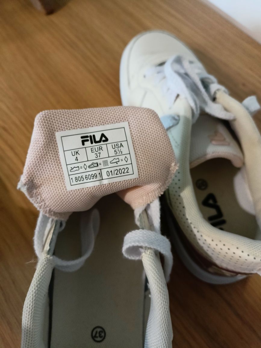 Buty Fila dziewczęce 37