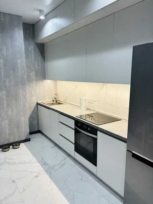 ЖК Крістал  у продажу  сучасна  2к квартира  ( 22511)