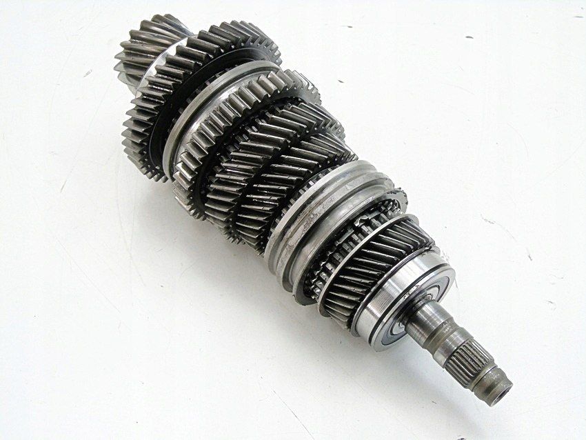 Wałek Choinka Koła Skrzyni Biegów 20Cq55 Peugeot 207 208 C2 C3 1.4 Hdi