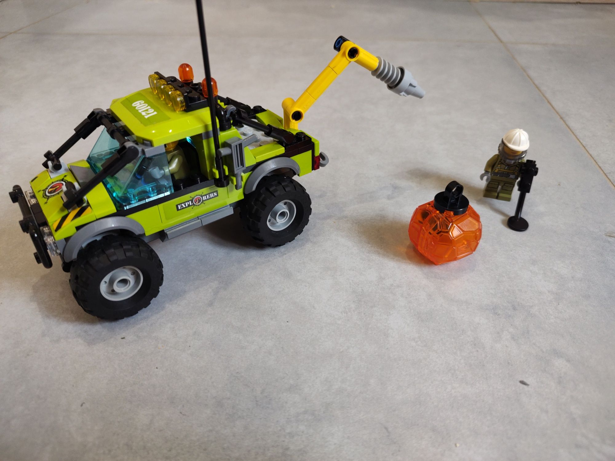 Lego 60121 Samochód naukowców